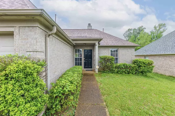 Memphis, TN 38135,5345 MAIDEN GRASS DR