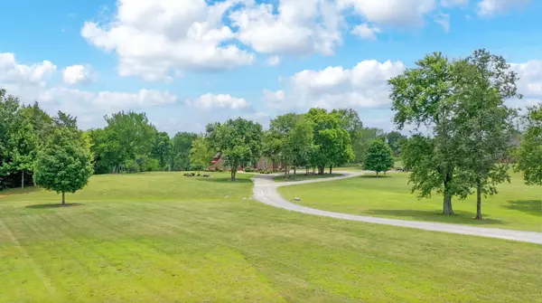 Shelbyville, TN 37160,410 Jennings Ln #NW