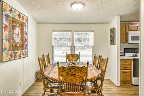 Greenback, TN 37742,925 Cloyds Church Rd