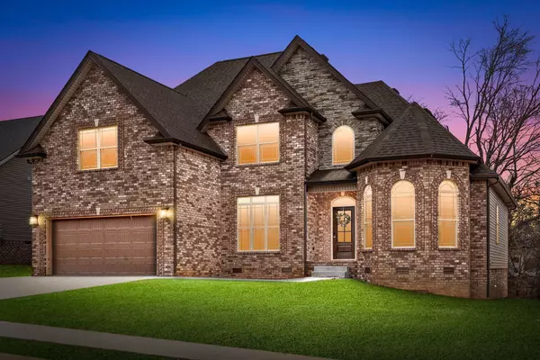 Clarksville, TN 37042,867 Burley Barn Rd