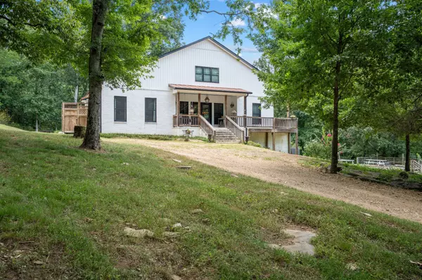 Columbia, TN 38401,170 Rodeo Dr