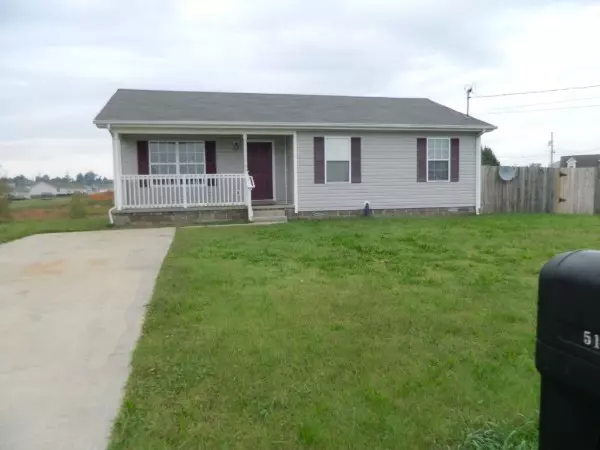 512 Potomac Dr, Oak Grove, KY 42262