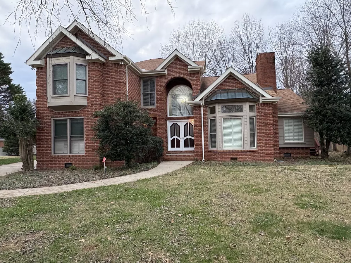 Murfreesboro, TN 37129,903 Jennifer Ct