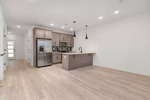 Clarksville, TN 37043,537 Bellamy Ln #A3