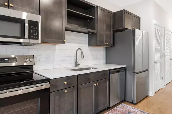 Nashville, TN 37207,600 E Trinity Ln #17