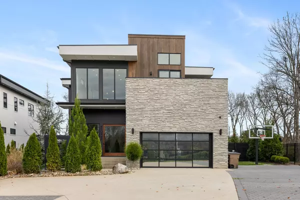 Nashville, TN 37204,4502 Granny White Pike #2