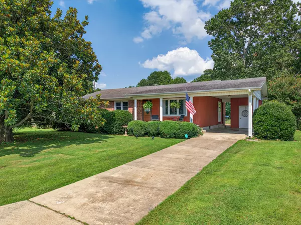 Fayetteville, TN 37334,917 2nd Ave