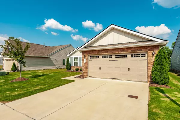 White House, TN 37188,194 Carothers Way