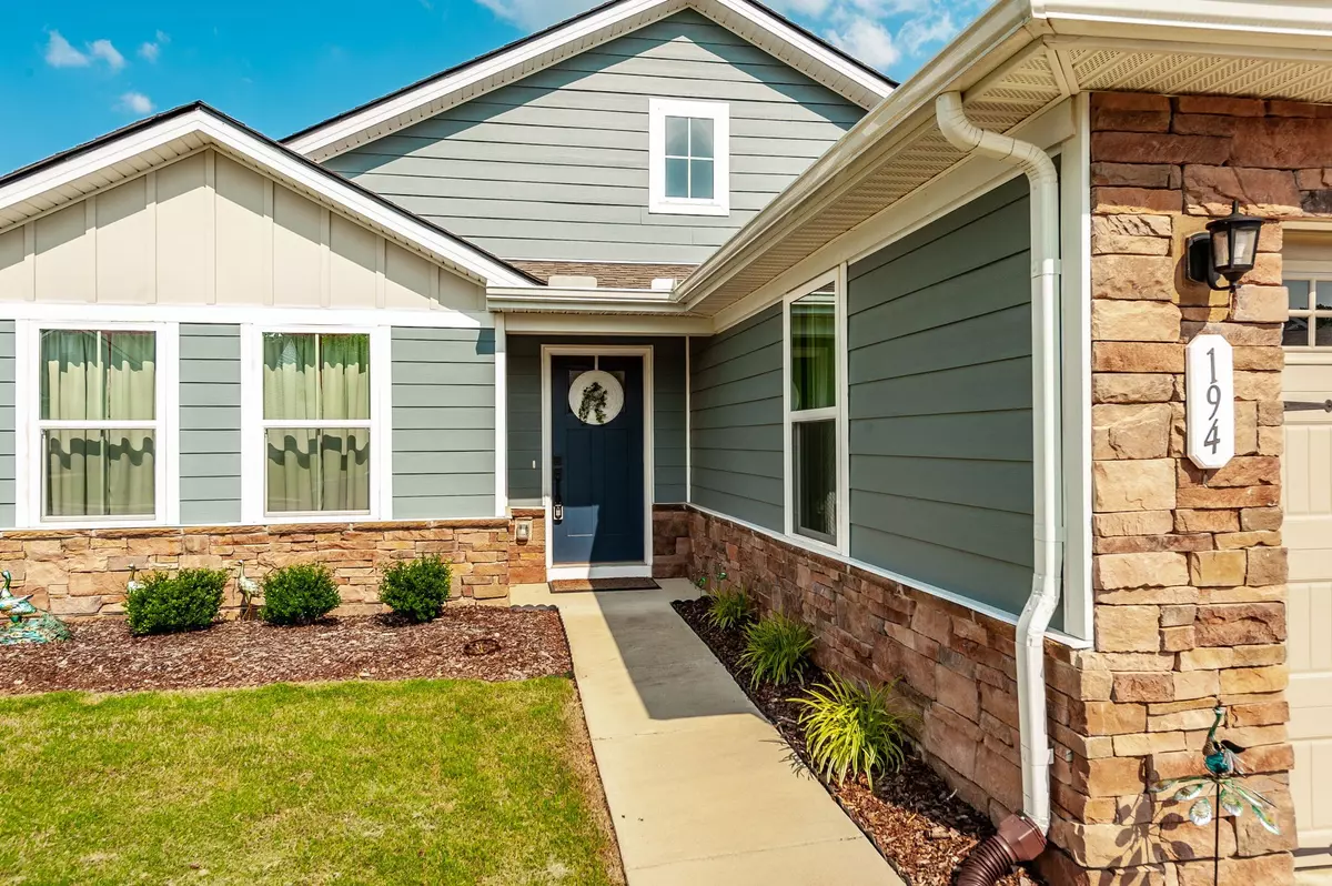 White House, TN 37188,194 Carothers Way