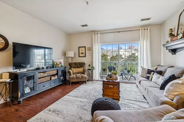 Antioch, TN 37013,8431 Callabee Way #14