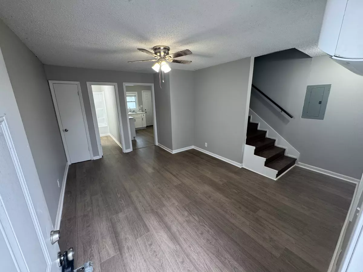 Murfreesboro, TN 37130,614 East St #B