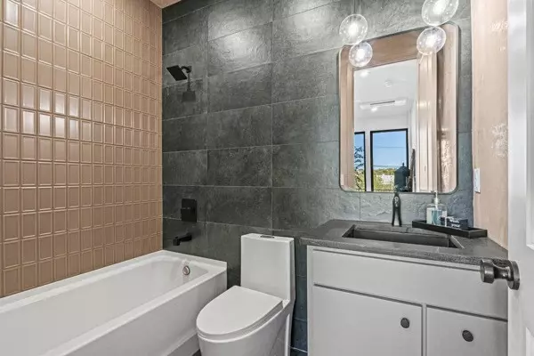 Nashville, TN 37207,106 Grizzard Ave #2