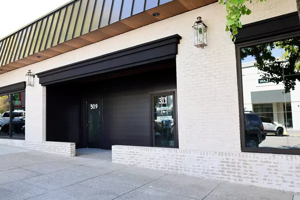 Murfreesboro, TN 37130,311 W Main St