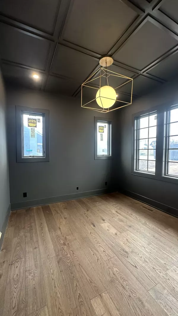 Nashville, TN 37204,942 S Douglas Ave