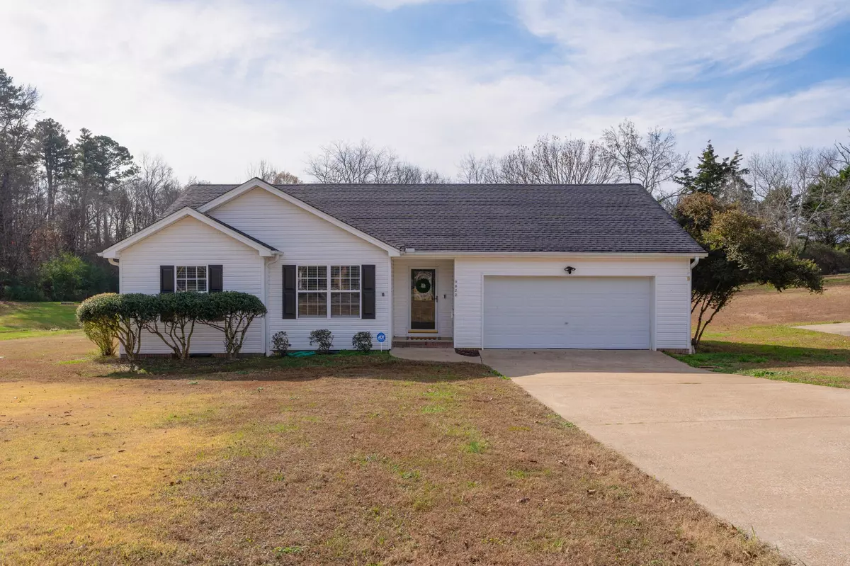 Soddy Daisy, TN 37379,9822 Cool Way