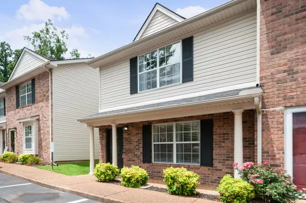 Fairview, TN 37062,7336 Planters Rd