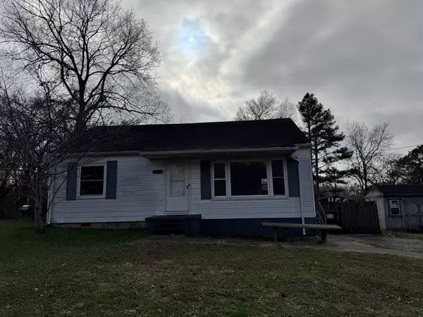 Clarksville, TN 37040,706 Monroe St