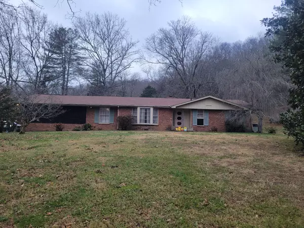 8272 Linton Ln, Nashville, TN 37221