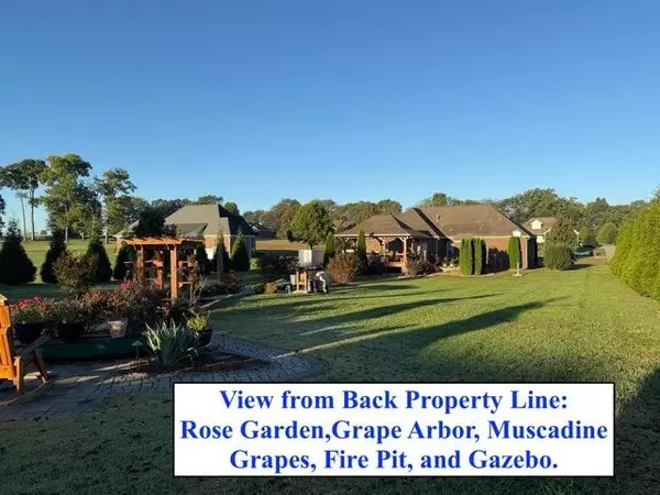 3043 Cross Gate Ln, Columbia, TN 38401