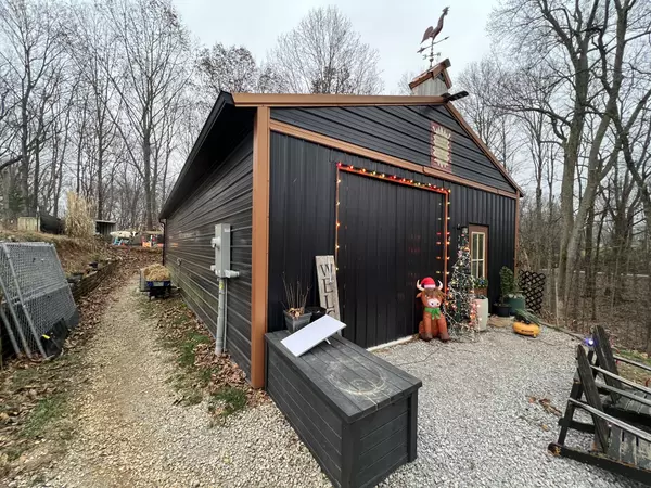 Lafayette, TN 37083,75 New Harmony Rd