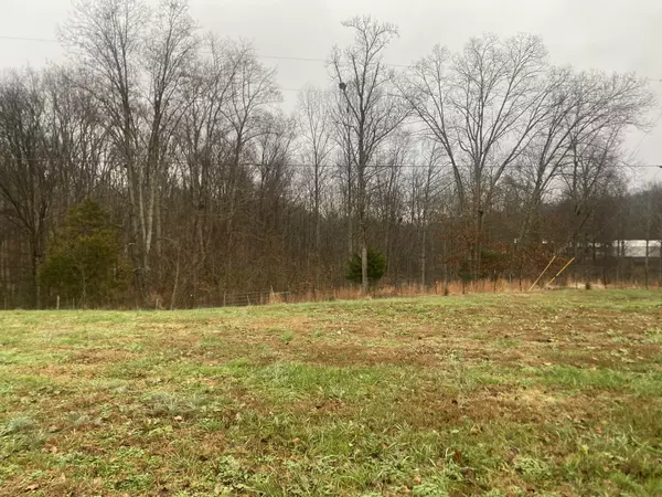 Quebeck, TN 38579,575 Simmons Cemetery Rd