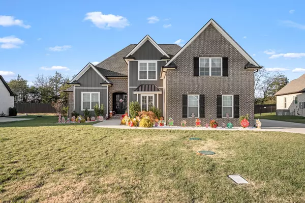 2614 Holly Springs Dr, Murfreesboro, TN 37128