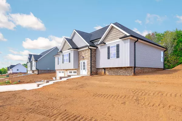 Ooltewah, TN 37363,8052 Abraham Lane