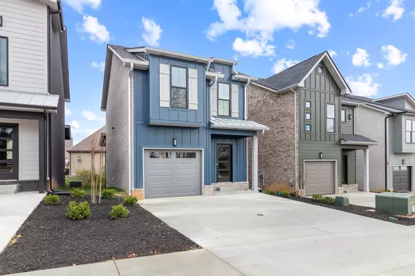 Clarksville, TN 37043,9 Holland Park West