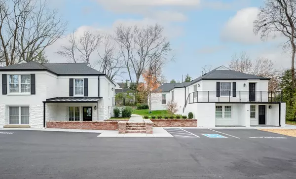 205 Leake Ave, Nashville, TN 37205