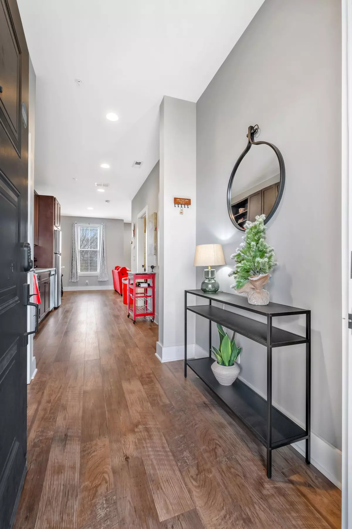 Nashville, TN 37216,1077 E Trinity Ln #307