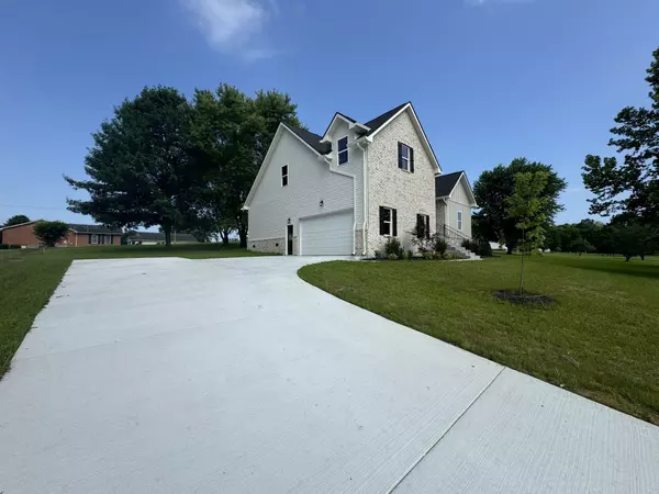 Castalian Springs, TN 37031,65 Misty Ln
