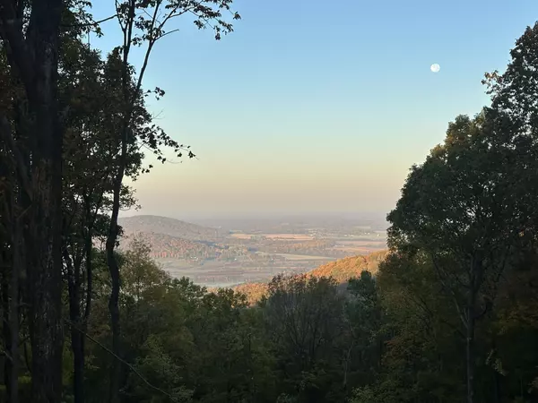 Altamont, TN 37301,824 Valley View Drive