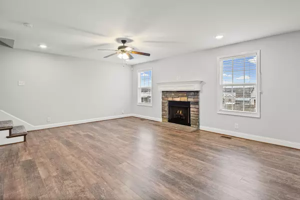 Clarksville, TN 37042,731 Crestone Lane