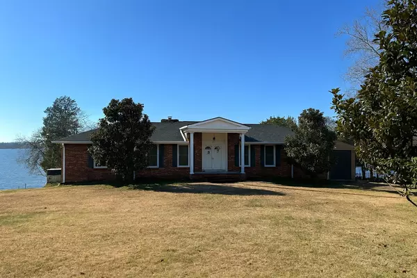 1006 Forest Harbor Ct, Hendersonville, TN 37075