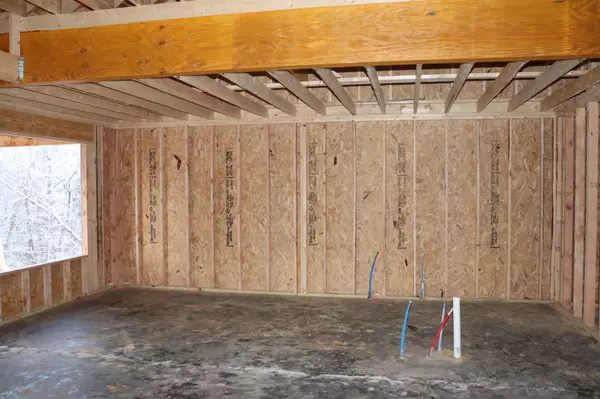 Clarksville, TN 37043,603 Willow Park Dr