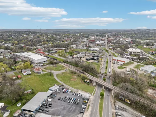 Columbia, TN 38401,1212 Carmack Blvd