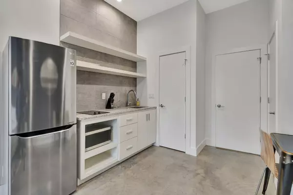 Nashville, TN 37203,826 13th Ave #S