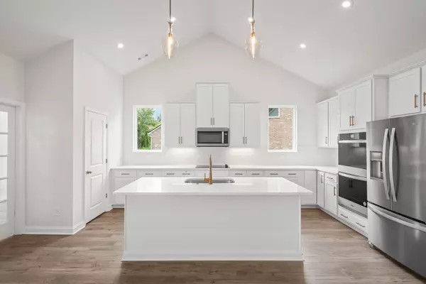 Columbia, TN 38401,1819 Ableson Way