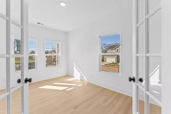 Gallatin, TN 37066,301 Brandi Ln