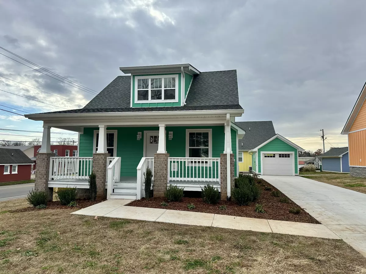 Winchester, TN 37398,99 N Shephard St