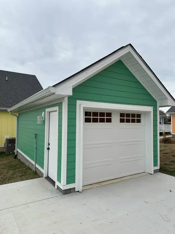 Winchester, TN 37398,99 N Shephard St