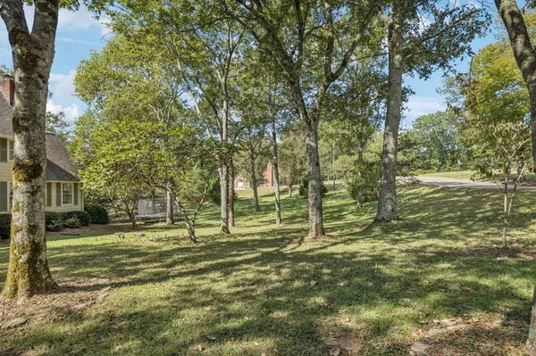 Columbia, TN 38401,2500 Country Club Ln
