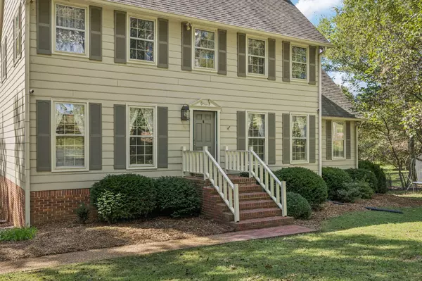 Columbia, TN 38401,2500 Country Club Ln