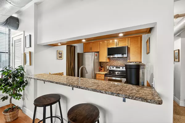 Nashville, TN 37203,700 Church St #1108