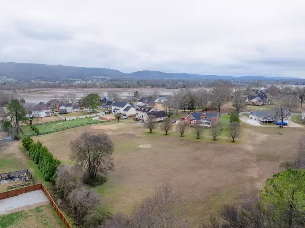 Ooltewah, TN 37363,8345 Heron Circle