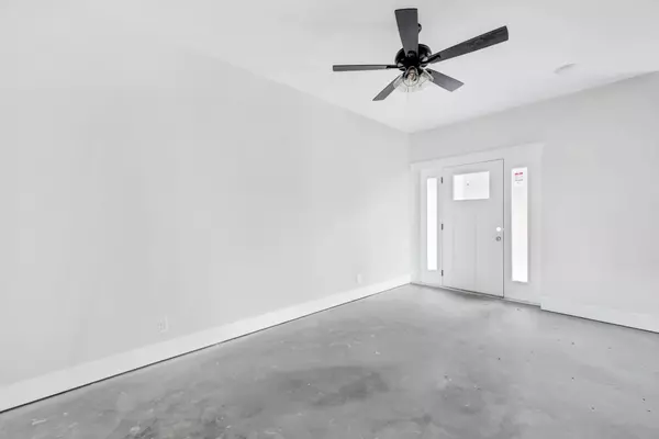 Clarksville, TN 37040,180 Clay Ridge Drive #A2