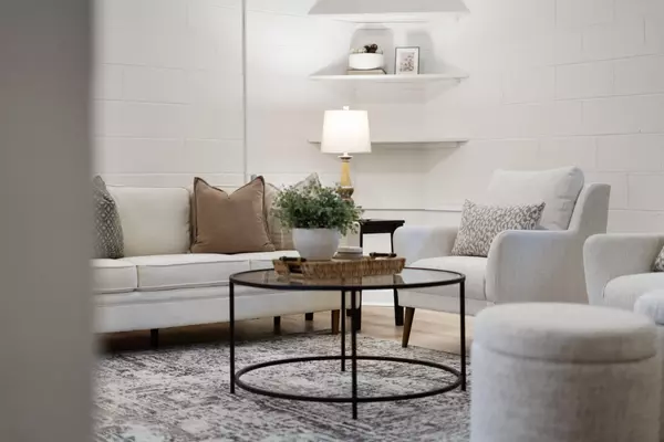 Hixson, TN 37343,410 Bardwood Lane