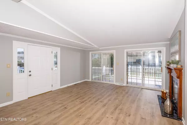 Sevierville, TN 37876,1210 Santa Anita Way