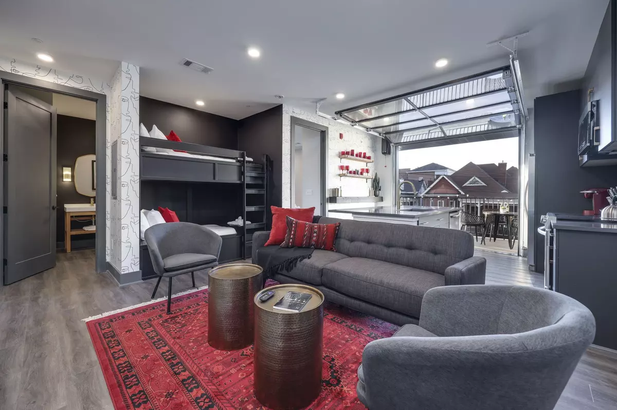 Nashville, TN 37210,65 Lindsley Ave #203