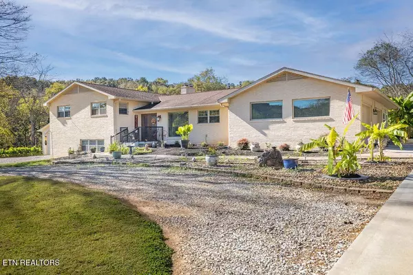 Lenoir City, TN 37772,1022 Muddy Creek Rd